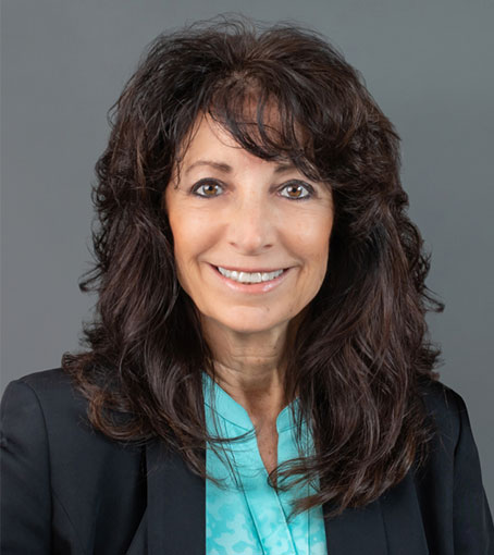 teri-headshot-2026-wolff-pack